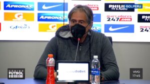 Alejandro Apud: «Creo que en el primer tiempo hicimos un gran partido».